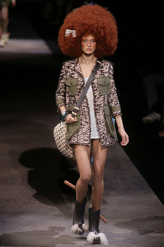 Paris Fashion Week: Louis Vuitton Spring 2010 Paris Fashion Week: Louis Vuitton Spring 2010