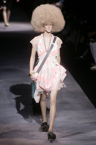 Paris Fashion Week: Louis Vuitton Spring 2010 Paris Fashion Week: Louis Vuitton Spring 2010