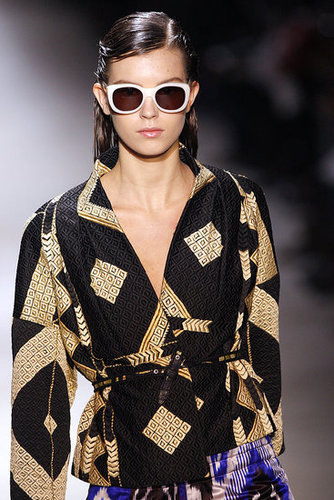 Paris Fashion Week: Dries Van Noten Spring 2010 Paris Fashion Week: Dries Van Noten Spring 2010
