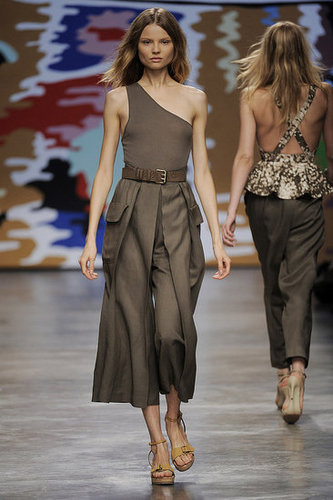 Paris Fashion Week: Stella McCartney Spring 2010 Paris Fashion Week: Stella McCartney Spring 2010