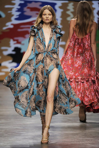 Paris Fashion Week: Stella McCartney Spring 2010 Paris Fashion Week: Stella McCartney Spring 2010