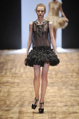 Paris Fashion Week: Giambattista Valli Spring 2010 Paris Fashion Week: Giambattista Valli Spring 2010