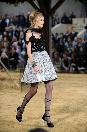 Paris Fashion Week: Chanel Spring 2010 Paris Fashion Week: Chanel Spring 2010