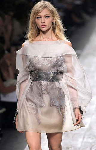 Paris Fashion Week: Valentino Spring 2010 Paris Fashion Week: Valentino Spring 2010