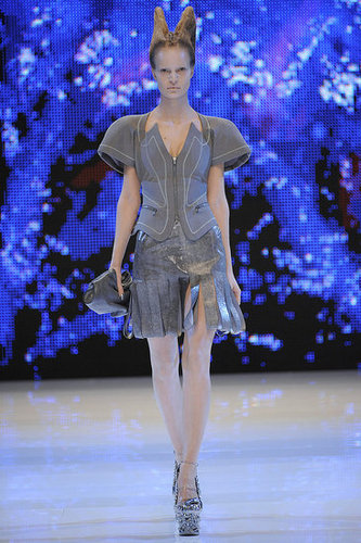 Paris Fashion Week: Alexander McQueen Spring 2010 Paris Fashion Week: Alexander McQueen Spring 2010