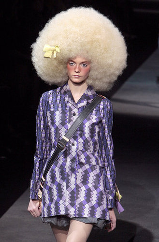 Paris Fashion Week: Louis Vuitton Spring 2010 Paris Fashion Week: Louis Vuitton Spring 2010