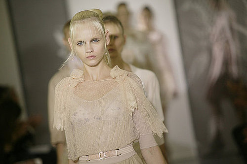 Nina Ricci spring 2010
Nina Ricci spring 2010
