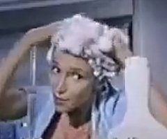 Beauty Flashback: Dandruff Disaster Beauty Flashback: Dandruff Disaster