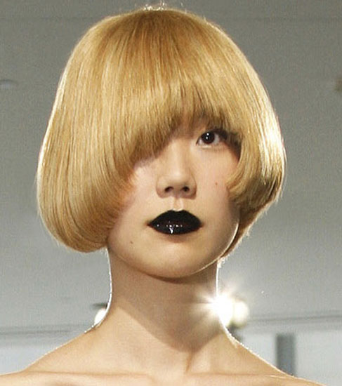 The Asymmetrical Bob