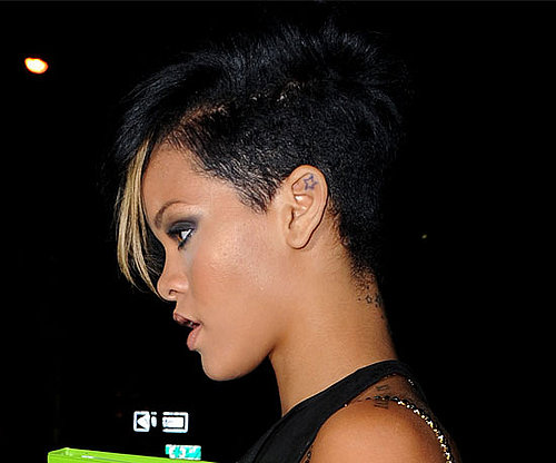 Rihanna's Blond-Streaked Bangs Rihanna's Blond-Streaked Bangs