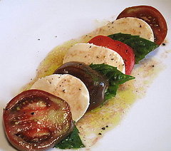 Fast & Easy Recipe For Caprese Salad