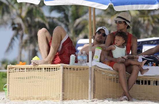Photos of Halle, Gabriel and Nahla in Miami 