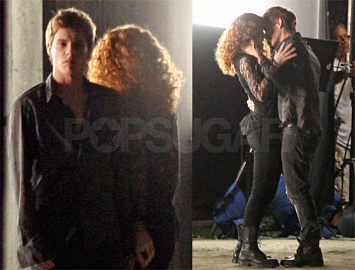 Photos of Xavier Samuel Kissing Bryce Dallas Howard in Eclipse