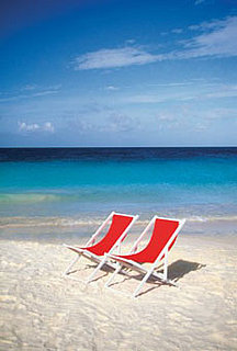 Should I Use My Debit Card on My Overseas Vacation?