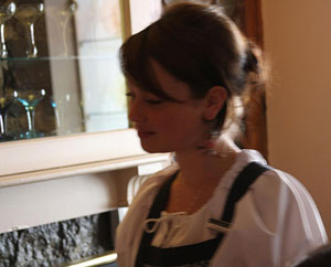 Are Hot Waitresses a Sign of Tough Economic Times?
