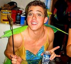 Websites Like My Drunk Pix Get Laughs at Drunk Peoples' Expense
