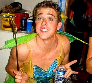 Websites Like My Drunk Pix Get Laughs at Drunk Peoples' Expense