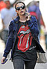 Michelle Trachtenberg Carries a Blackberry and a RAZR2