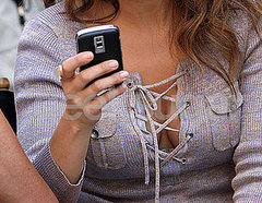 Match the Celeb With the Cell Phone Match the Celeb With the Cell Phone