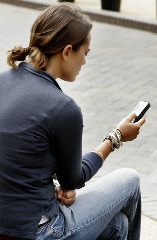 Is There a Right and Wrong Time For Texting?