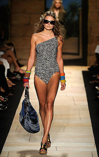 10 Reasons to Love DVF Spring '10 10 Reasons to Love DVF Spring '10