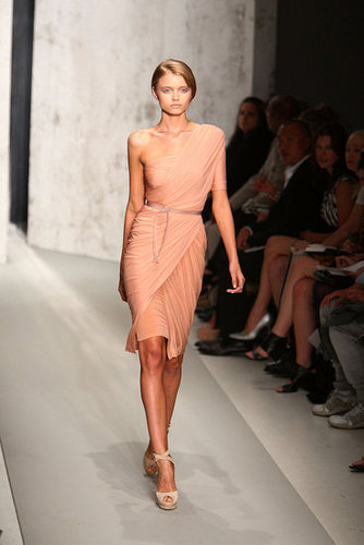 2010 Spring New York Fashion Week: Donna Karan Gallery 2010 Spring New York Fashion Week: Donna Karan Gallery