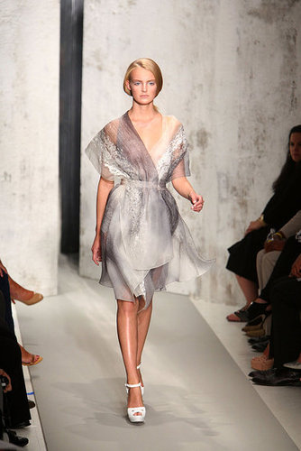 2010 Spring New York Fashion Week: Donna Karan Gallery 2010 Spring New York Fashion Week: Donna Karan Gallery