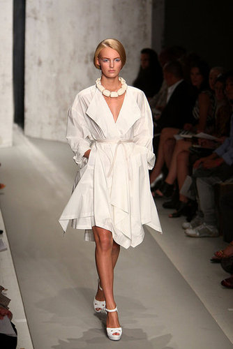 2010 Spring New York Fashion Week: Donna Karan Gallery 2010 Spring New York Fashion Week: Donna Karan Gallery