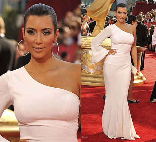 Photo of Kim Kardashian at 2009 Primetime Emmy Awards 2009-09-20 16:23:13.1