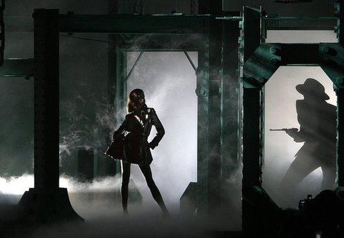 Photos From 2010 Christian Dior Show at Paris Fashion Week 2009-10-02 16:48:20