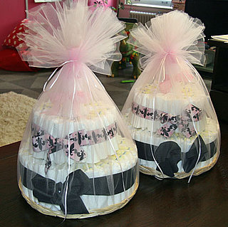 How to Make a Diaper Cake for Twins