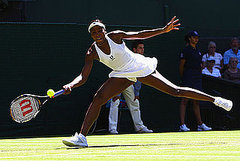 How to Warm Up Before Playing Tennis
