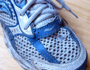 Fit Tip: Don't Wait to Buy New Sneaks