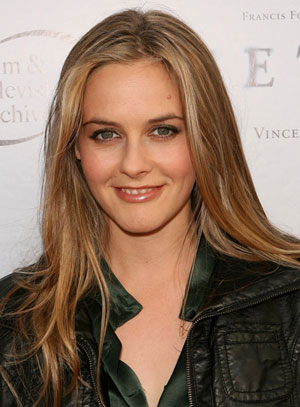 Alicia Silverstone Talks to Health About Her Upcoming Book About Veganism, The Kind Diet