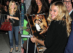 Photos Of Sienna Miller Signing Autographs After Her Broadway Debut In After Miss Julie With Jonny Lee Miller and Malin Ireland Photos Of Sienna Miller Signing Autographs After Her Broadway Debut In After Miss Julie With Jonny Lee Miller and Malin Ireland