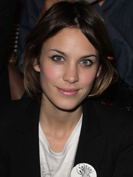 Alexa Chung Beauty, Alexa Chung Eyeliner, Alexa Chung Skin 2009-09-28 07:30:00