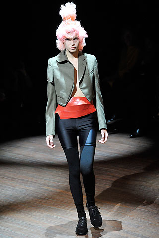 Comme des Garçons spring 2010
Comme des Garçons spring 2010