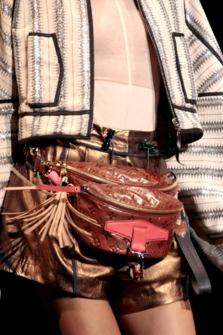 Louis Vuitton spring 2010
Louis Vuitton spring 2010