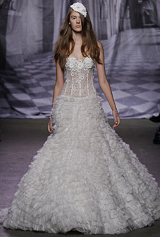 Monique Lhuillier Bridal Fall 2010 Monique Lhuillier Bridal Fall 2010