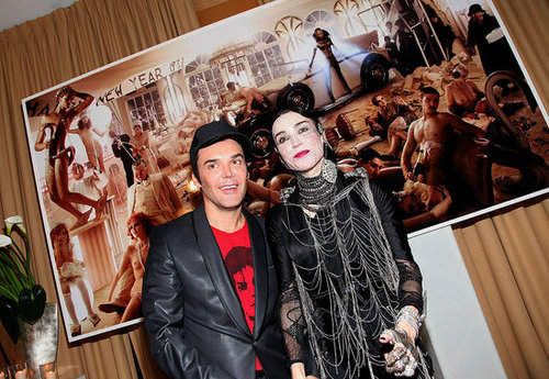 Daphne Guinness Trades in Skunk-Striped Hair for All Black, Swims in Pool Clothed for Art Basel Performance Piece Daphne Guinness Trades in Skunk-Striped Hair for All Black, Swims in Pool Clothed for Art Basel Performance Piece