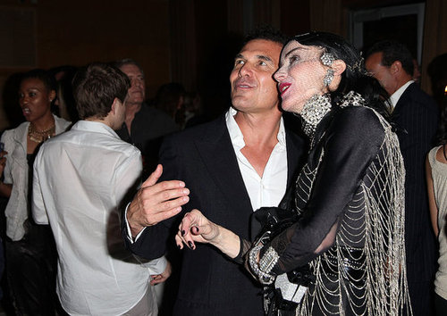Daphne Guinness Trades in Skunk-Striped Hair for All Black, Swims in Pool Clothed for Art Basel Performance Piece Daphne Guinness Trades in Skunk-Striped Hair for All Black, Swims in Pool Clothed for Art Basel Performance Piece