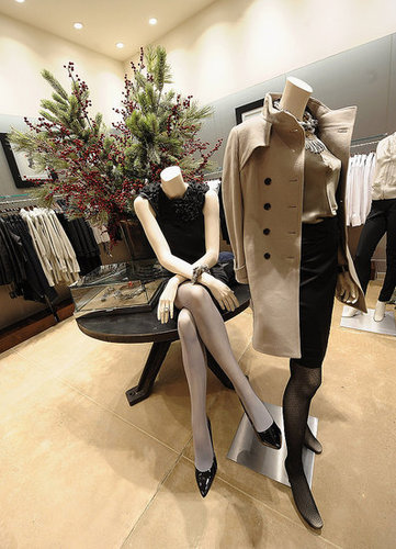 Banana Republic Breaks Down Massive New Store into Mini Boutiques Banana Republic Breaks Down Massive New Store into Mini Boutiques