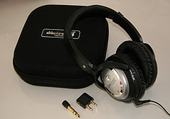 Ableplanet Noise Canceling Headphones: Drown 'Em All Out 