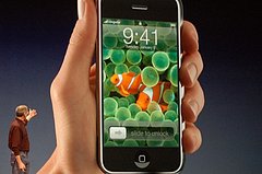 Steve Jobs Announces The iPhone! Steve Jobs Announces The iPhone!