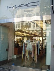 New FabSugar Group! Window Shopping New FabSugar Group! Window Shopping