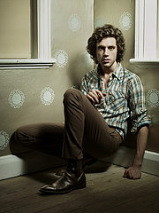 Music Video: Mika, "Grace Kelly" Music Video: Mika, "Grace Kelly"