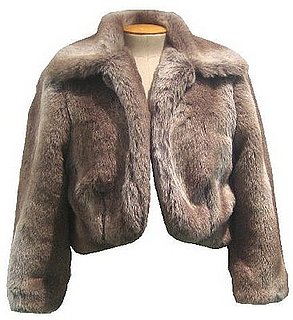 Online Sale Alert! 30 to 70 Percent Off at Queen Bee 