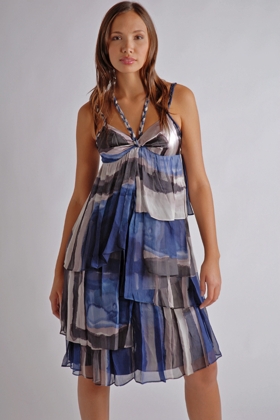 The Look For Less: Twinkle by Wenlan Thrills & Frills Dress 