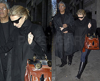 Gwyneth Ducks In For a Little Afternoon Kabbalah