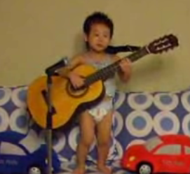 Kid in Diaper Sings "Hey Jude"